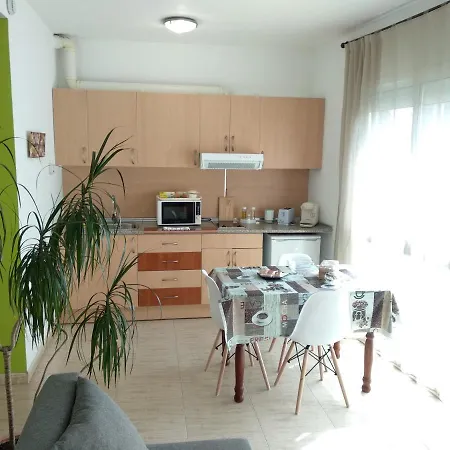 Estudio En El Centro 0 דירה